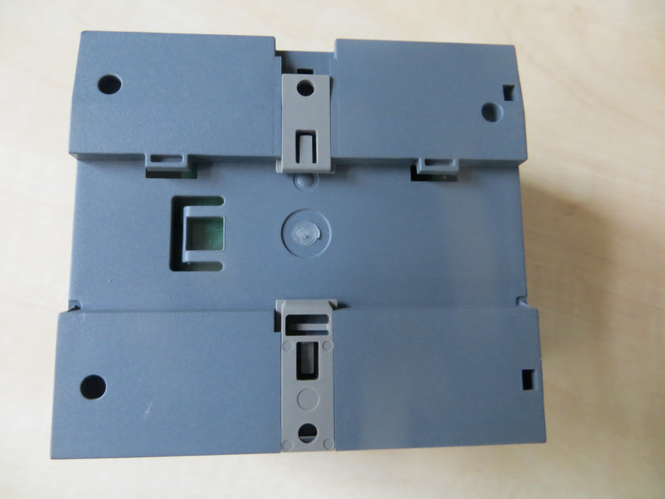 Siemens 6ES7 322-1HH01-0AA0 "Digitale uitgang"