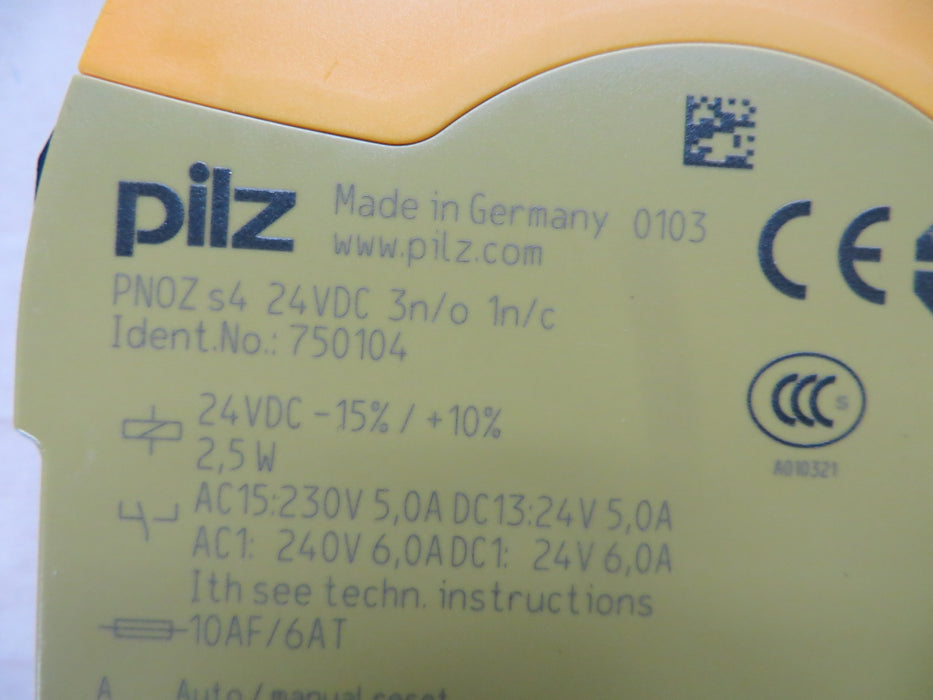 PILZ PNOZ S4  24VDC 3n/o 1n/c (750104)  "Safety Relay"