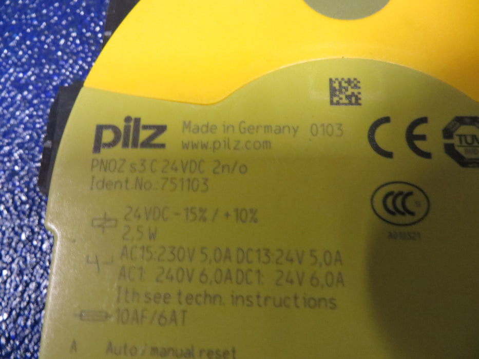 PILZ PNOZ XV3.1P 30/24VDC 3n/o 1n/c2n "Veiligheidsrelais"