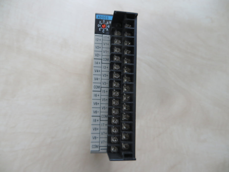 Omron C200H-AD003 "A/D unit"