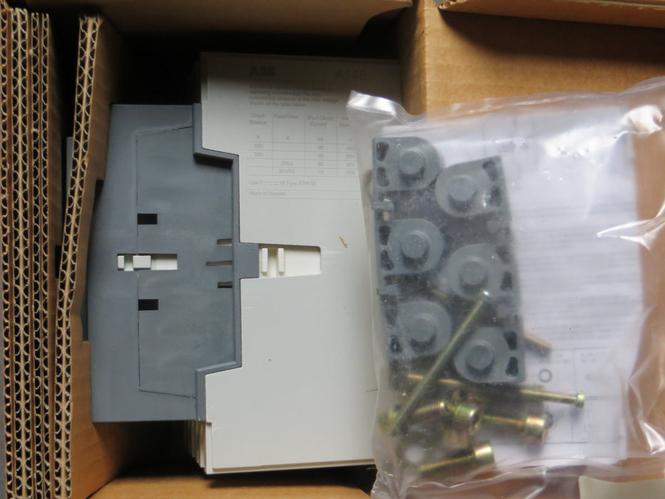 ABB 1SVR430720R0500 "Temperature Monitoring Relay"