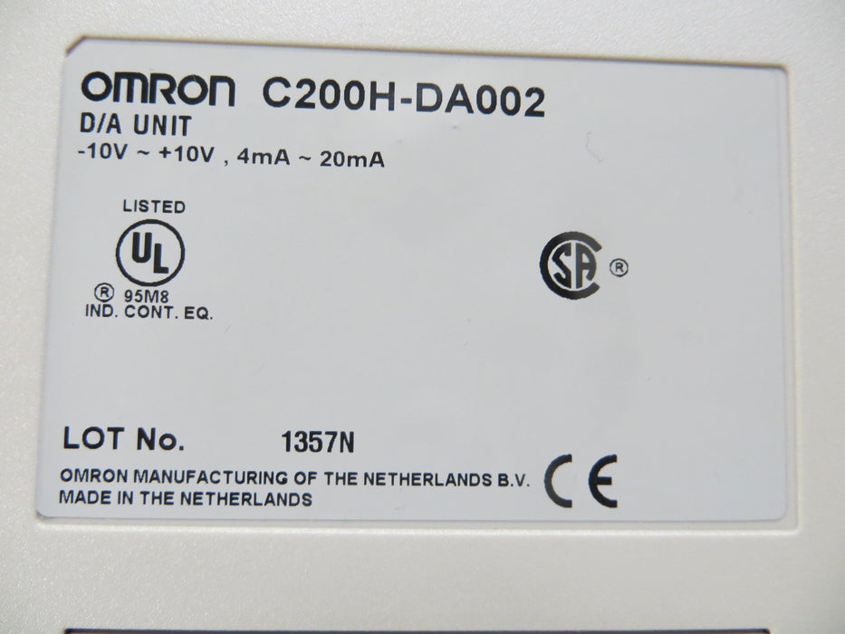 Omron C200H-DA002 "D/A unit"