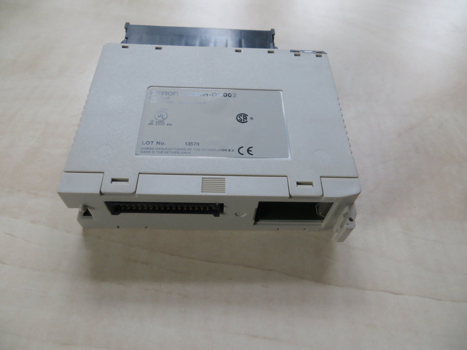 Omron C200H-DA002 "D/A unit"