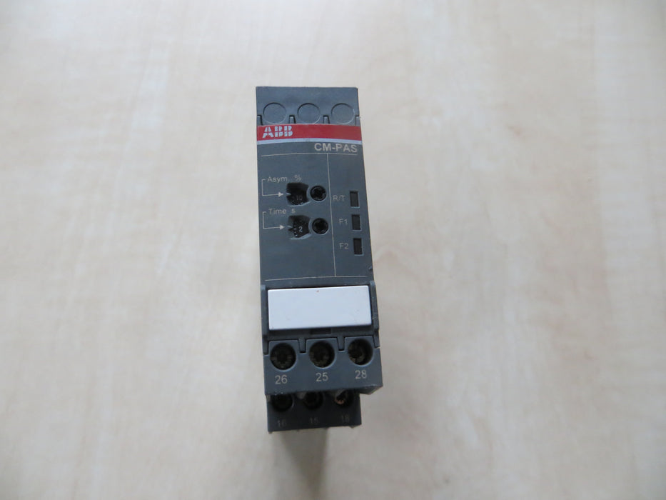 ABB 1SVR430720R0500 „Temperaturüberwachungsrelais“