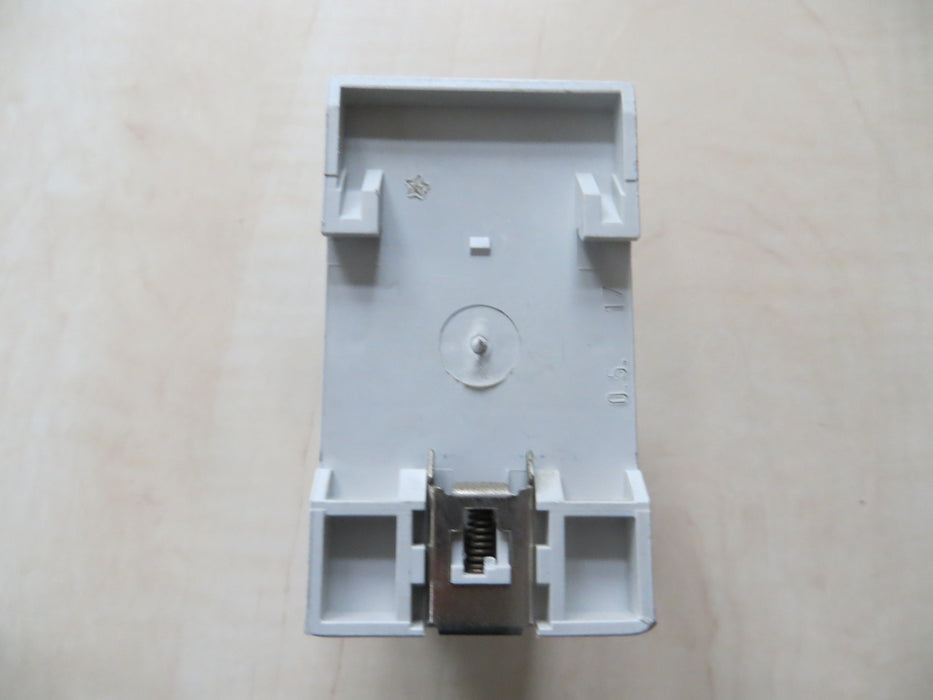 ABB 1SVR430720R0500 „Temperaturüberwachungsrelais“