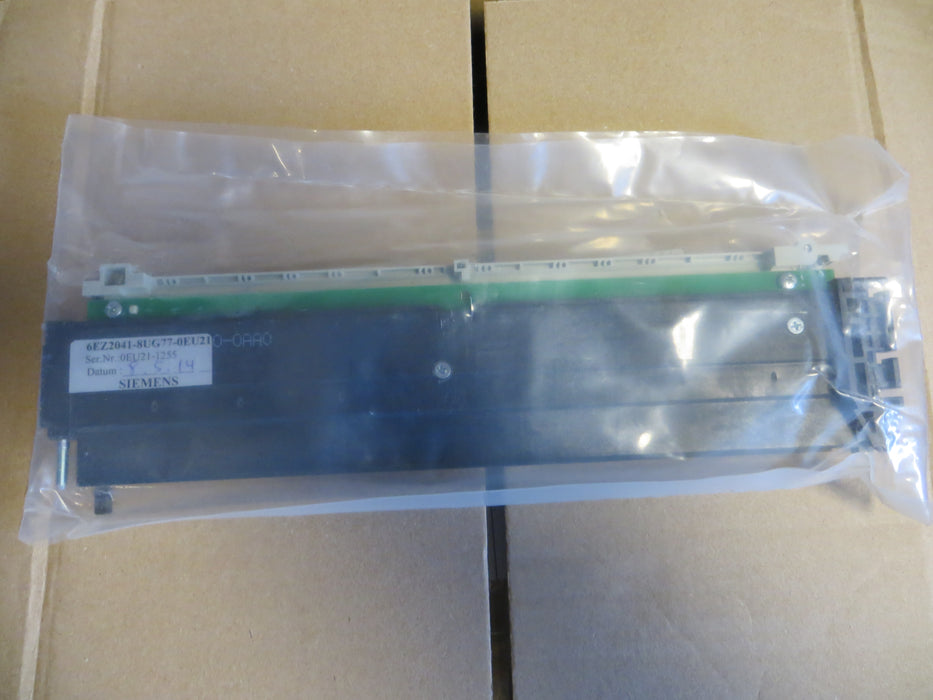 Siemens 6EZ2041-8UG77-0EU21 "Adapter"