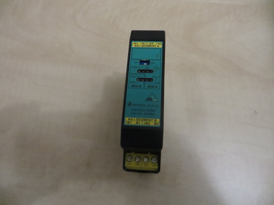 Pepperl + Fuchs VAR-KE3-TERM "205988 Interface repeater"