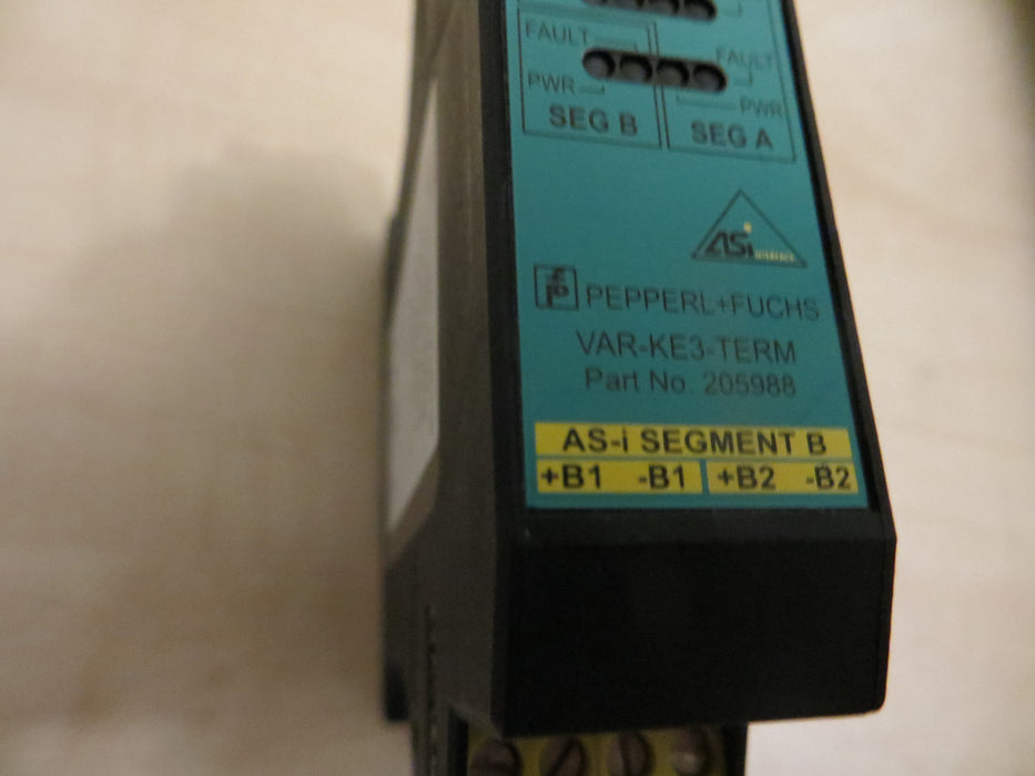 Pepperl + Fuchs VAR-KE3-TERM "205988 Interface repeater"