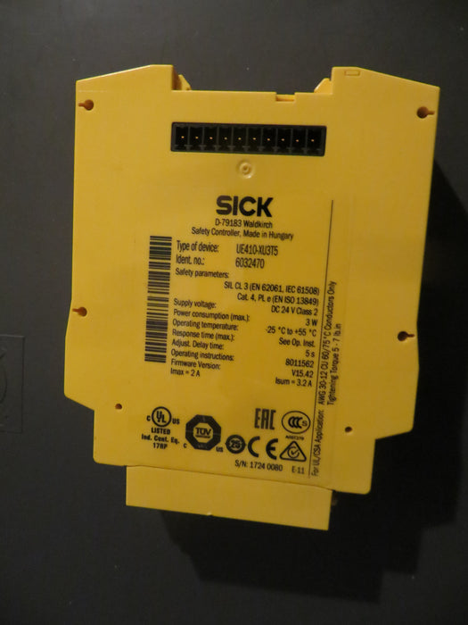 PILZ PNOZ XV3.1P 30/24VDC 3n/o 1n/c2n "Veiligheidsrelais"