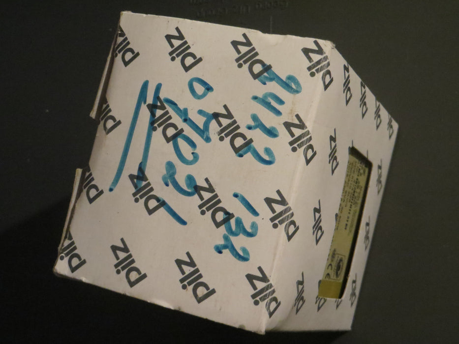 PILZ PNOZ XV3.1P 30/24VDC 3n/o 1n/c2n "Veiligheidsrelais"