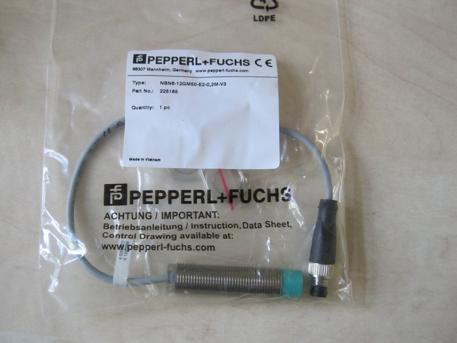 Pepperl + Fuchs NBN8-12GM50-E2-0,2M-V3  "Proximity Switch"