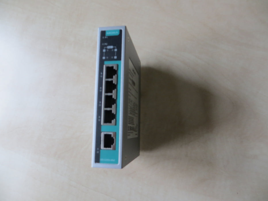 Moxa EDS-G205A-4PoE   "Ethernet switch"