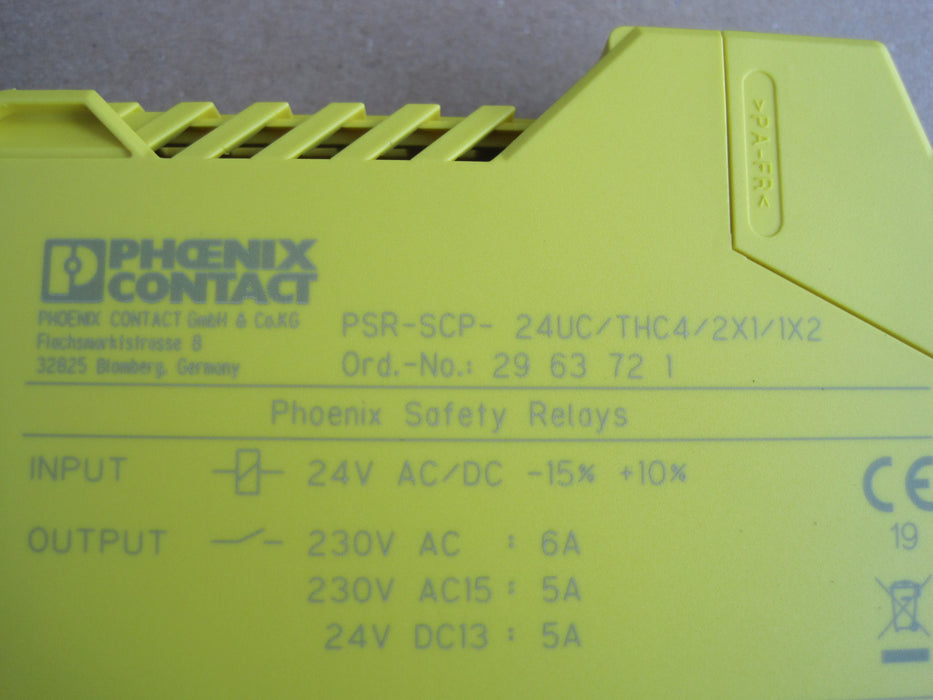 Phoenix Contact PSR-SCP- 24UC/THC4/2X1/1X2   "Safety Relay"