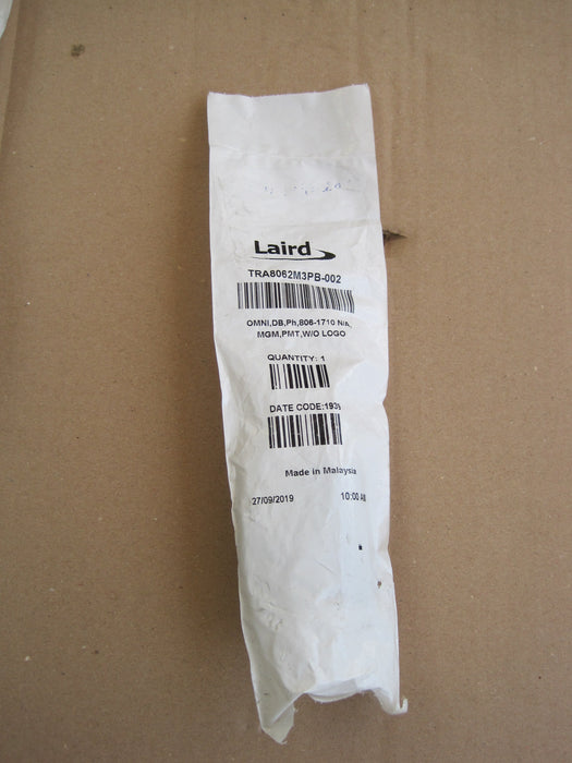 LAIRD TRA8062M3PB-002  "Dome Antenna"