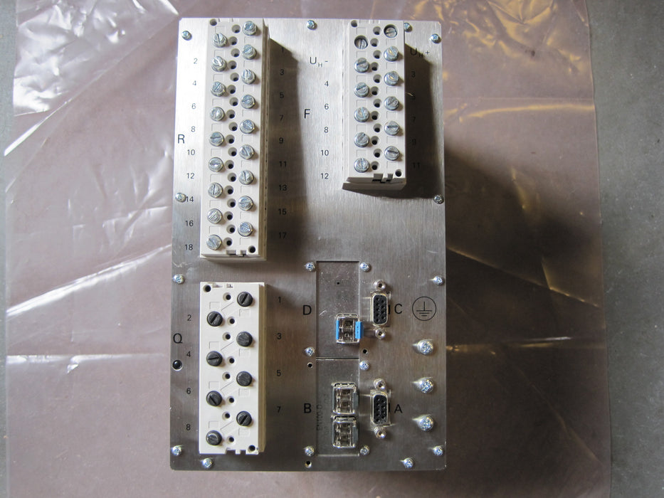 Siemens 7SD6105-2BB09-0BA0/EE  "Protection Relay"