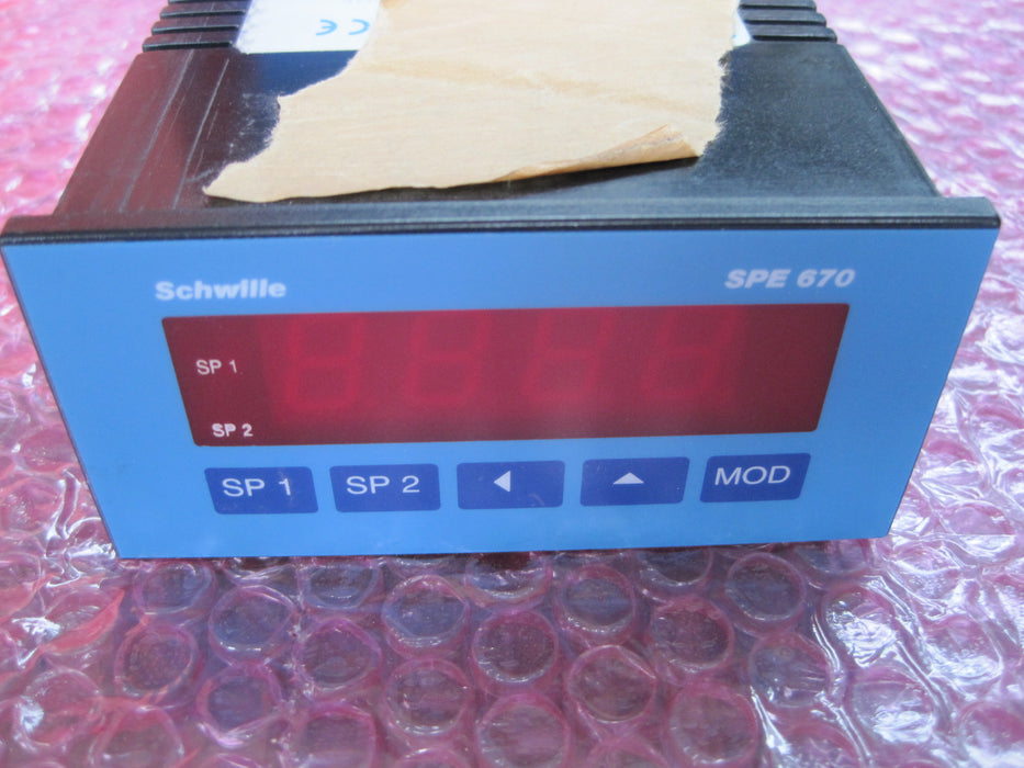 Schwille Elektronik PT 100/PT1000  "Temperature Indicator"