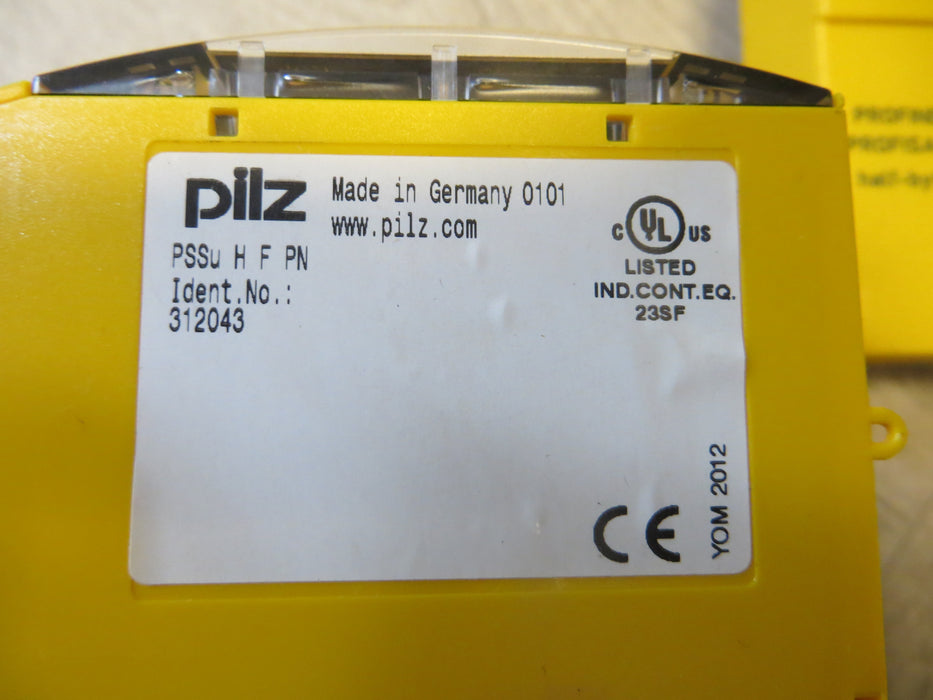 PILZ PNOZ XV3.1P 30/24VDC 3n/o 1n/c2n "Veiligheidsrelais"