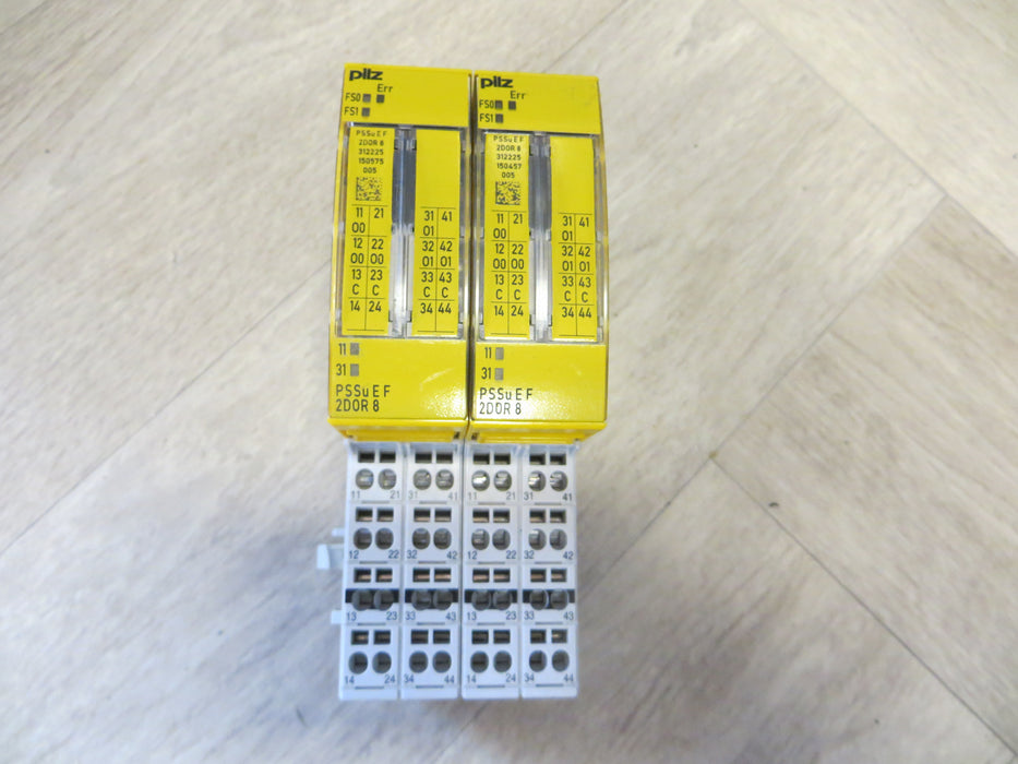 PILZ PNOZ XV3.1P 30/24VDC 3n/o 1n/c2n "Veiligheidsrelais"