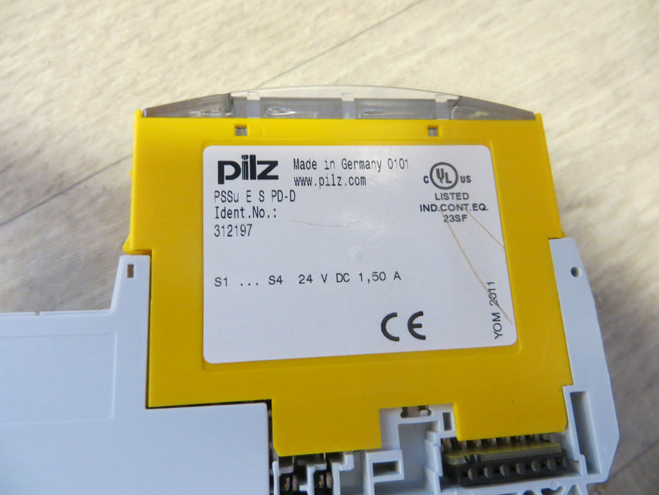 PILZ PNOZ XV3.1P 30/24VDC 3n/o 1n/c2n "Veiligheidsrelais"