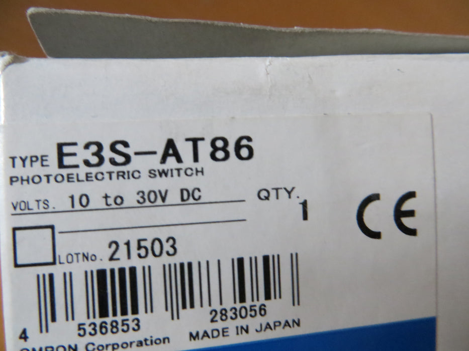 Omron E3S-AT86 "Photoelectric switch"