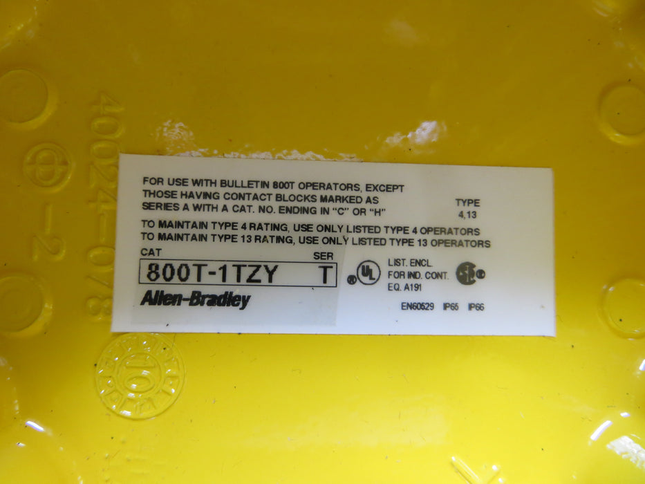 Allen Bradley 800T-1TZY "Touch button"