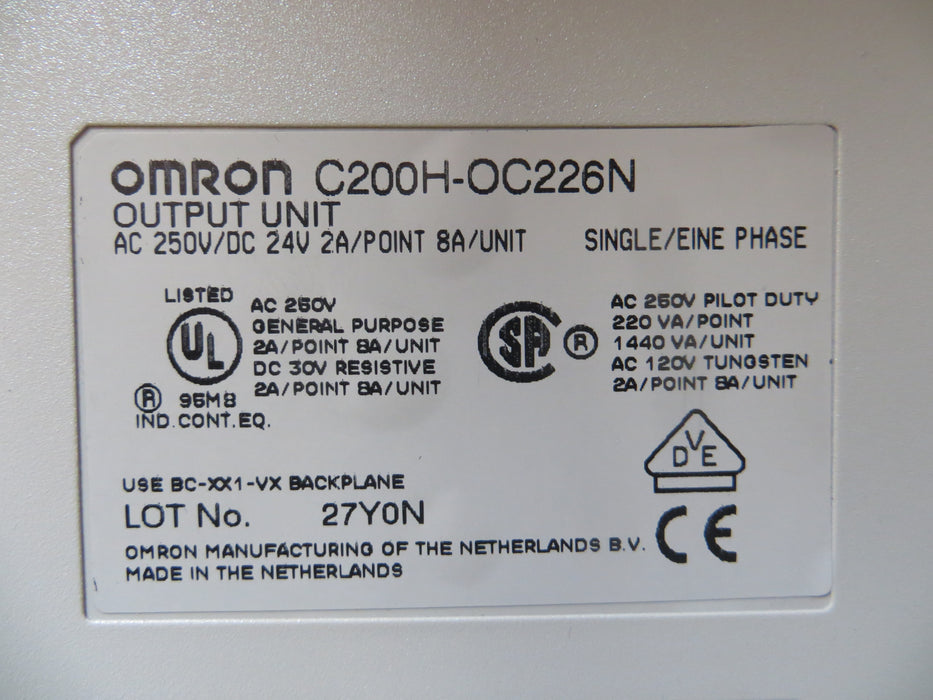 Omron C200H-OC226N "Output unit"