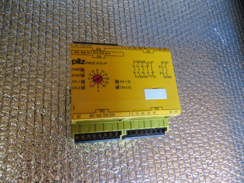 PILZ PNOZ XV3.1P 30/24VDC 3n/o 1n/c2n  "Safety Relay"