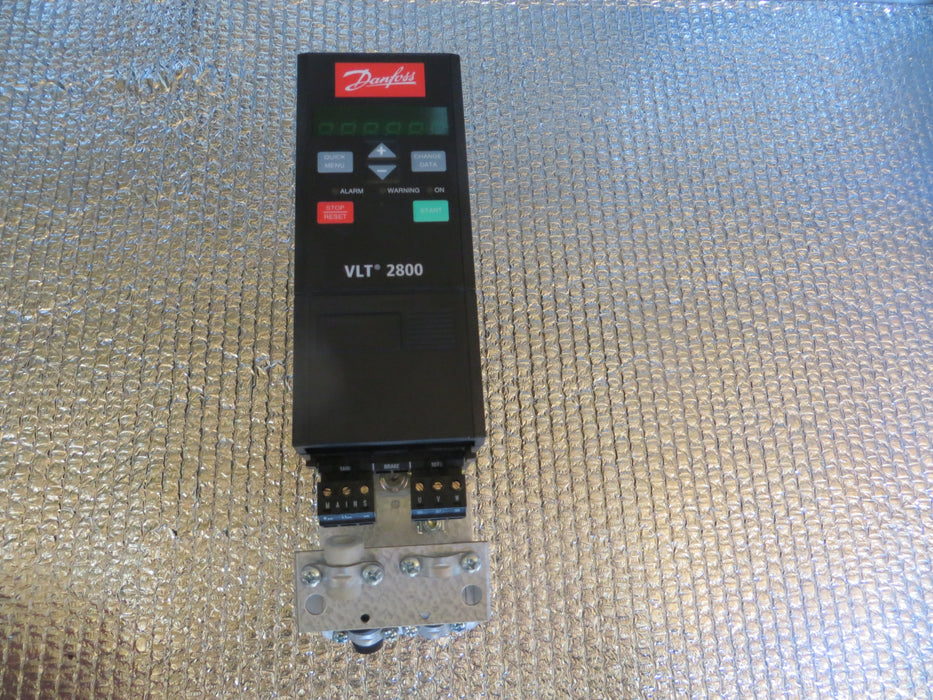 Danfoss VLT2803PS2B20STR4DBF00A00C0 "Inverter"
