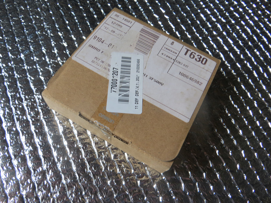 Omron K8AK-PH1 "Relay"