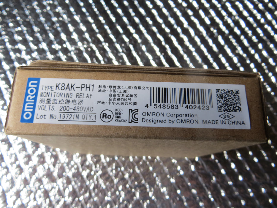 Omron K8AK-PH1 "Relay"
