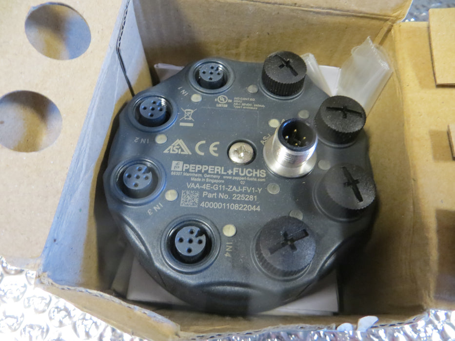 Pepperl + Fuchs VAA-4E-G11-ZAJ-FV1-Y "Interface module"