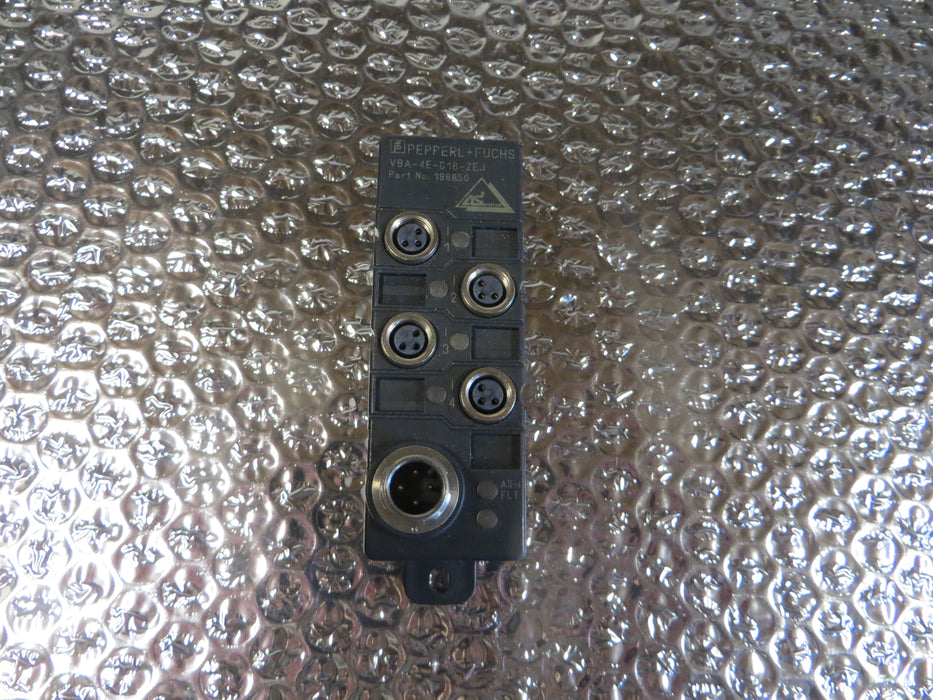 Pepperl + Fuchs VBA-4E-G16-ZEJ "188850 Interface module"