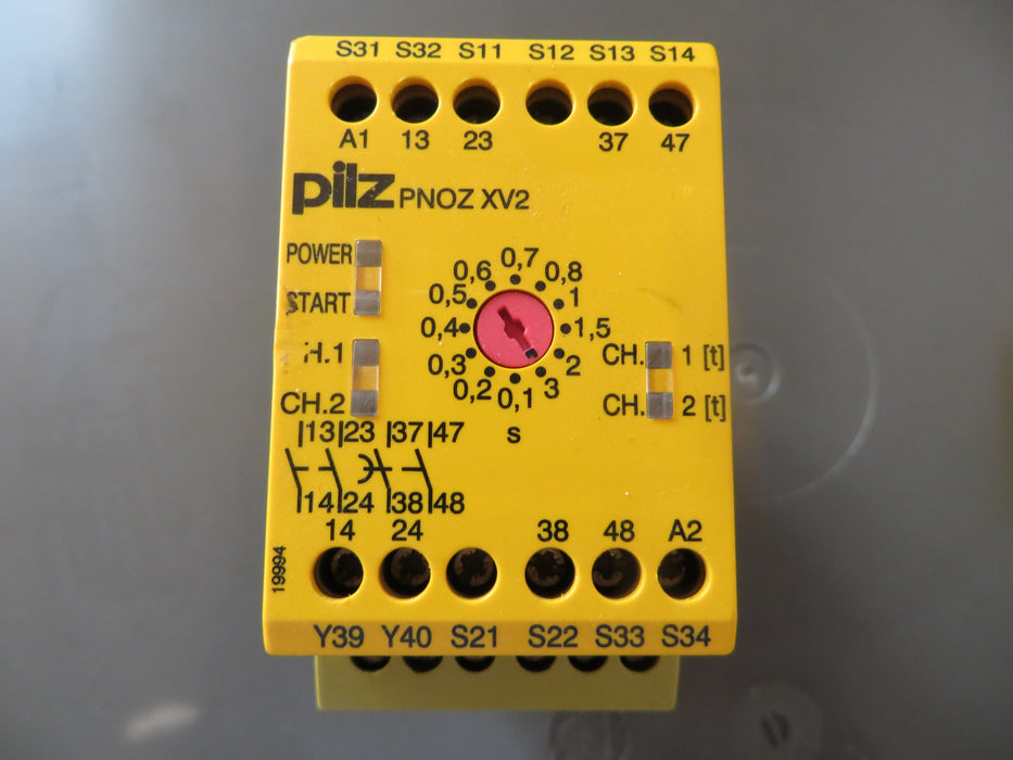 PILZ PNOZ XV2 30/24VDC 2n/o 2n/ot 774500  "Relay"