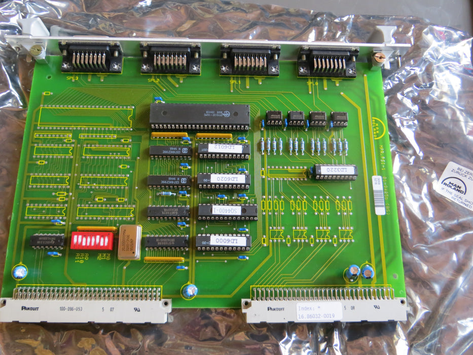 Man Roland 16.86310-3003 "Systeempaneel"