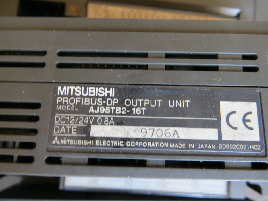 Mitsubishi Electric  AJ95TB2-16T  "PLC output module"