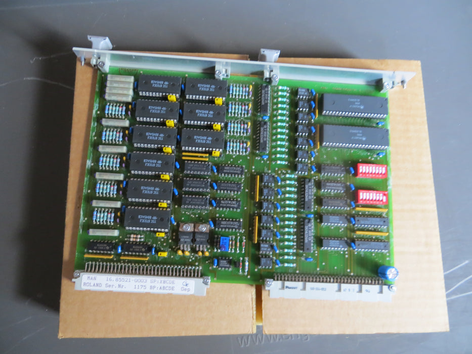 Man Roland 16.86310-3003 "Systeempaneel"