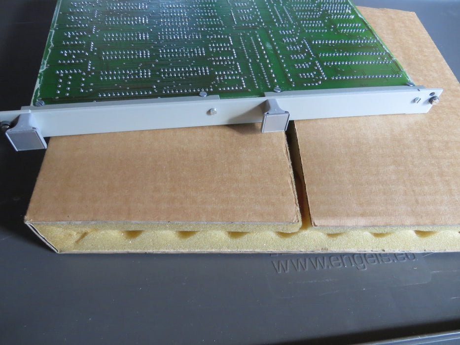 Man Roland 16.86310-3003 "Systeempaneel"