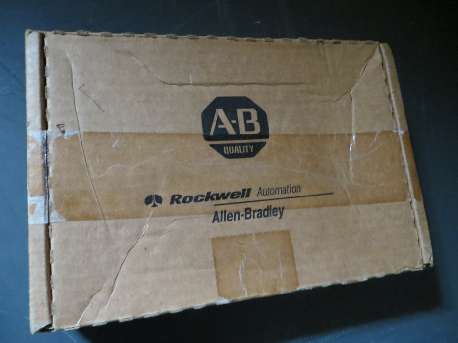 Allen Bradley 1746-0B16 "Output module"