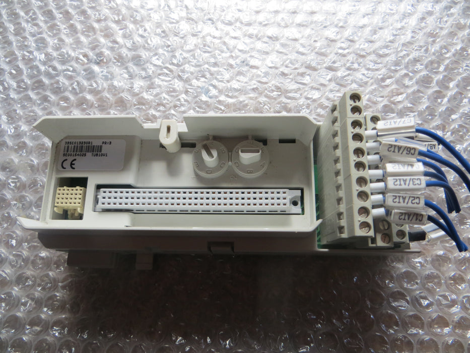 ABB 3BSE013230R1  TU810V1  "Termination Unit"