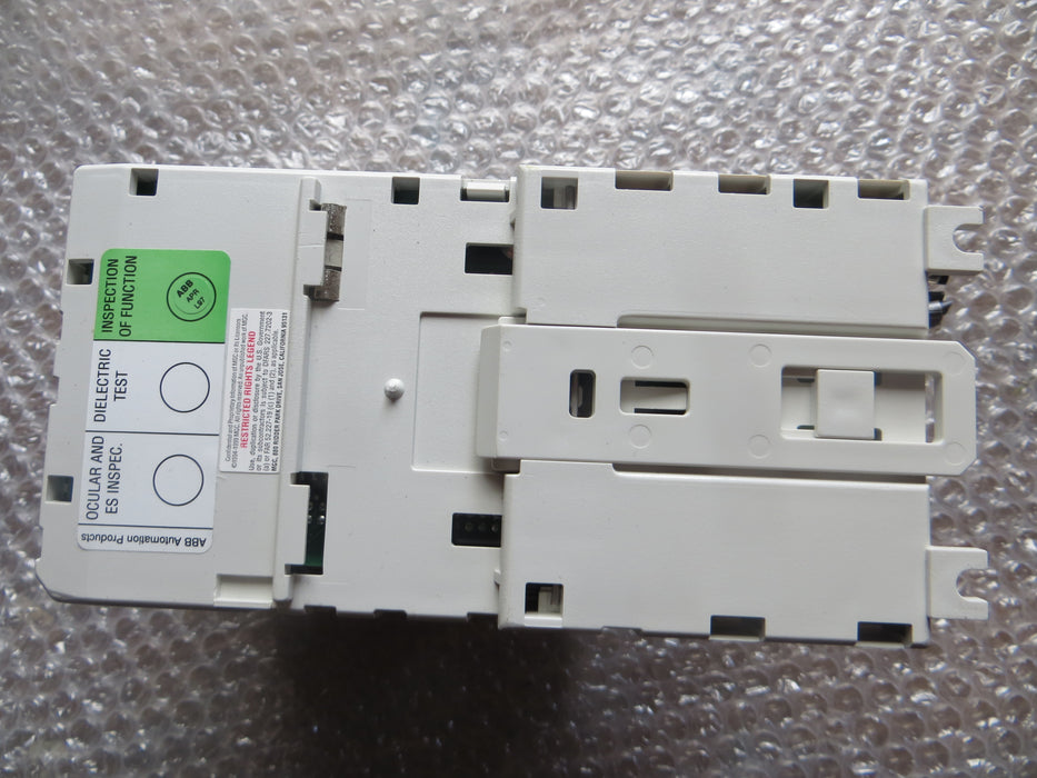 ABB 3BSE013220R1  PM810V2 "Advant master"