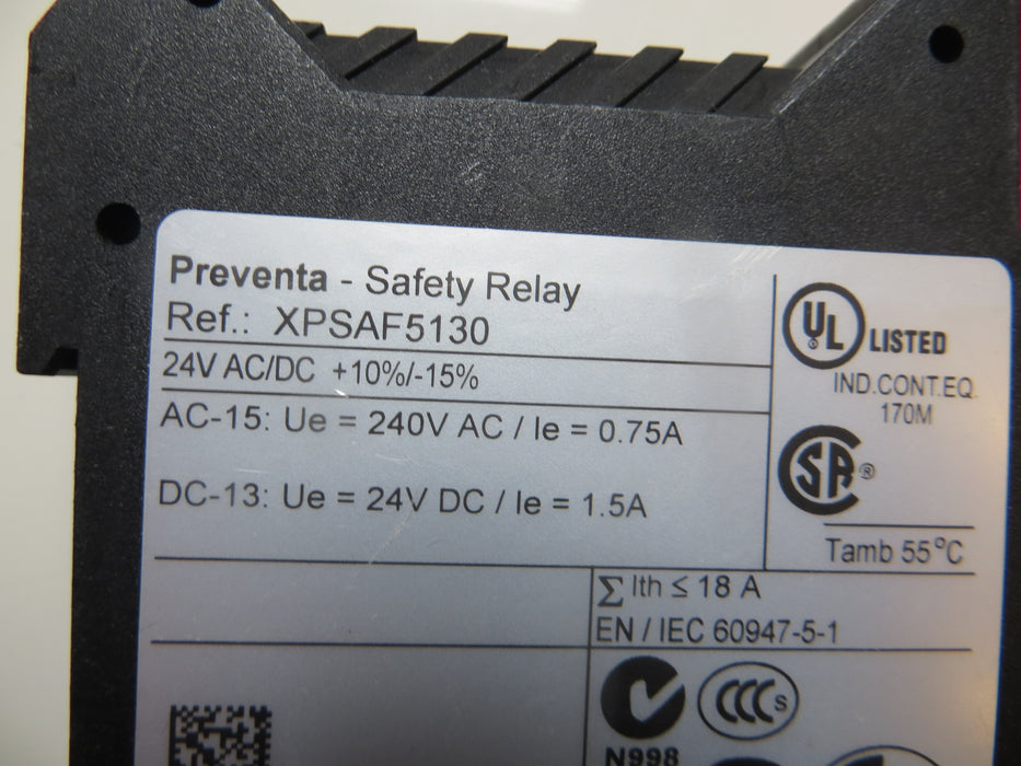 Schneider Electric XPS-AF5130 "Safety relay"